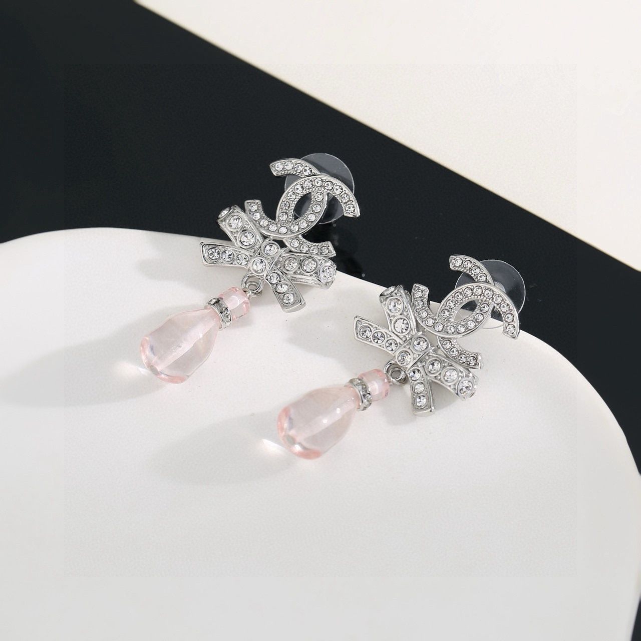 【特価】超美品 限定品 限界価格新品 CHANEL シャネル ピアス レディース 結婚式 卒業式 清楚 イベント 入学式