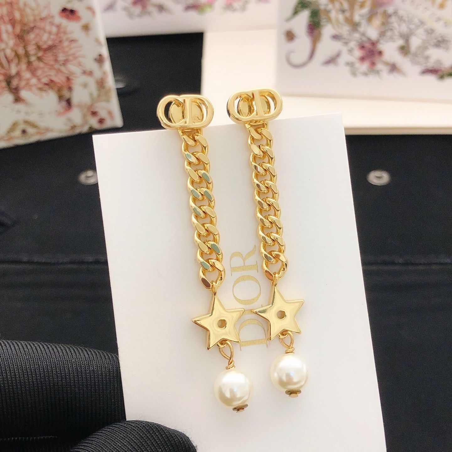 洒落 美品 ★★ 新品 CHRISTIAN DIOR クリスチャン ディオール ピアス レディース 結婚式 卒業式 清楚 イベント 入学式