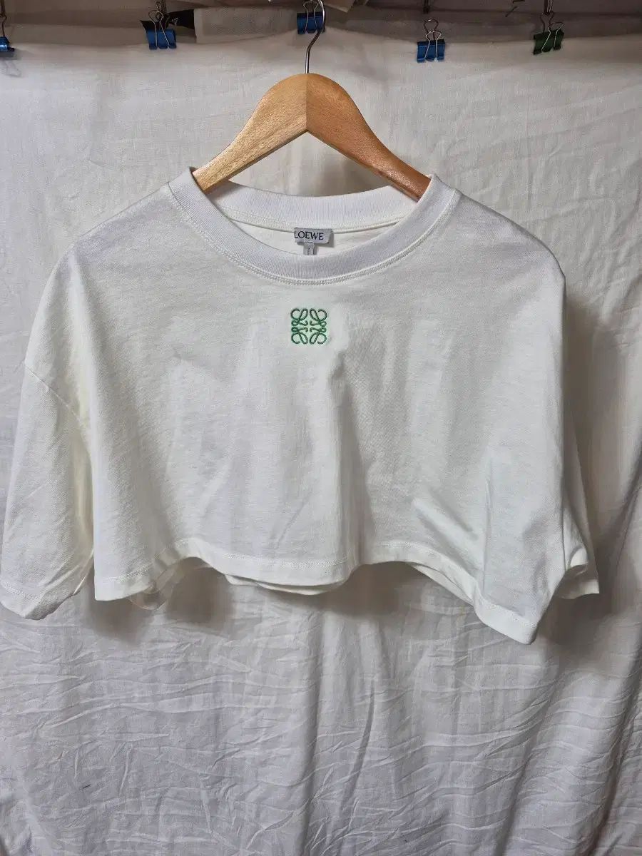 LOEWE クロップド半袖Tシャツ 白