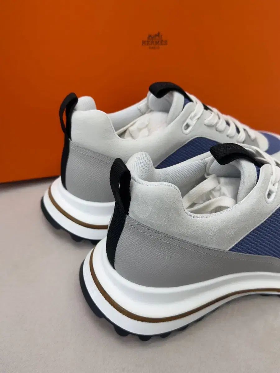 デパートフルセット 26年最新 Hermes マルチ ブルー ブラック スニーカー 40 5 41
