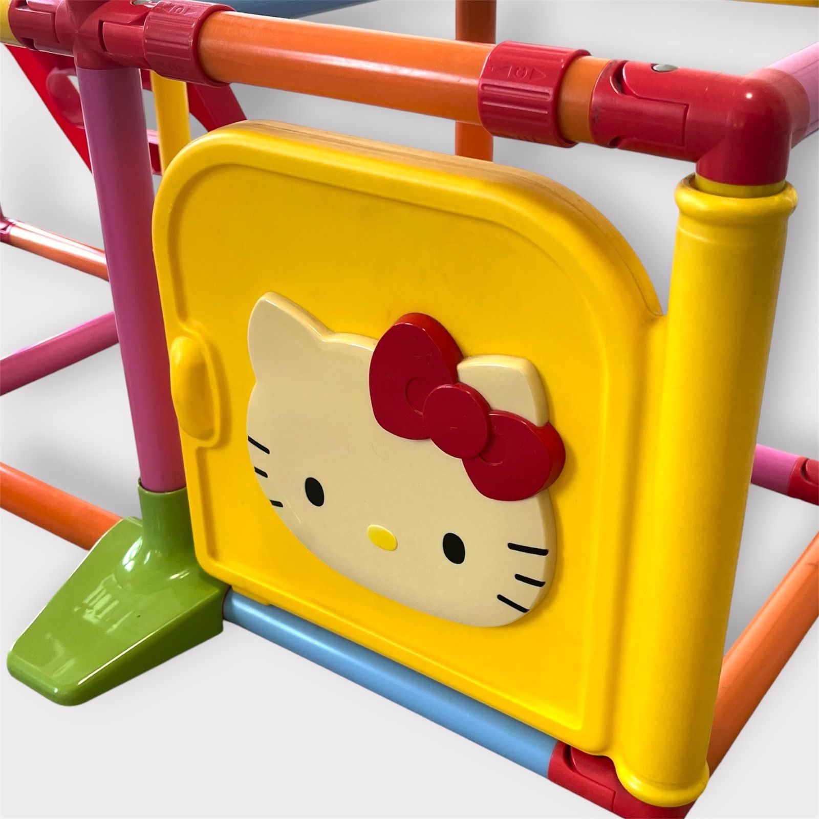 HELLO KITTY】ハローキティ 折りたたみ式 ジャングルジム 滑り台 HELLO KITTY】ハローキティ 折りたたみ式 ジャングルジム 滑り台