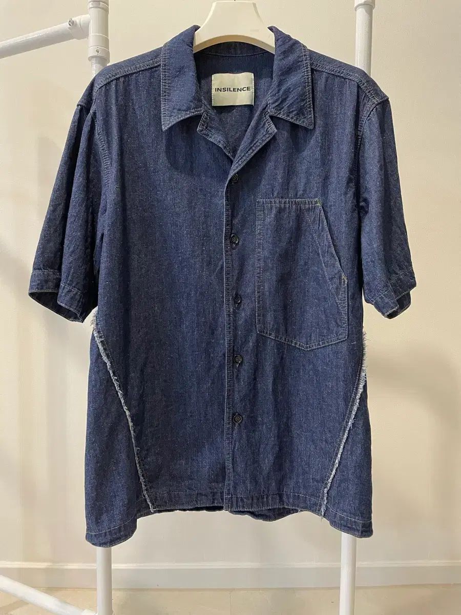 M インサイレンス カットオフ リネン シャツ
