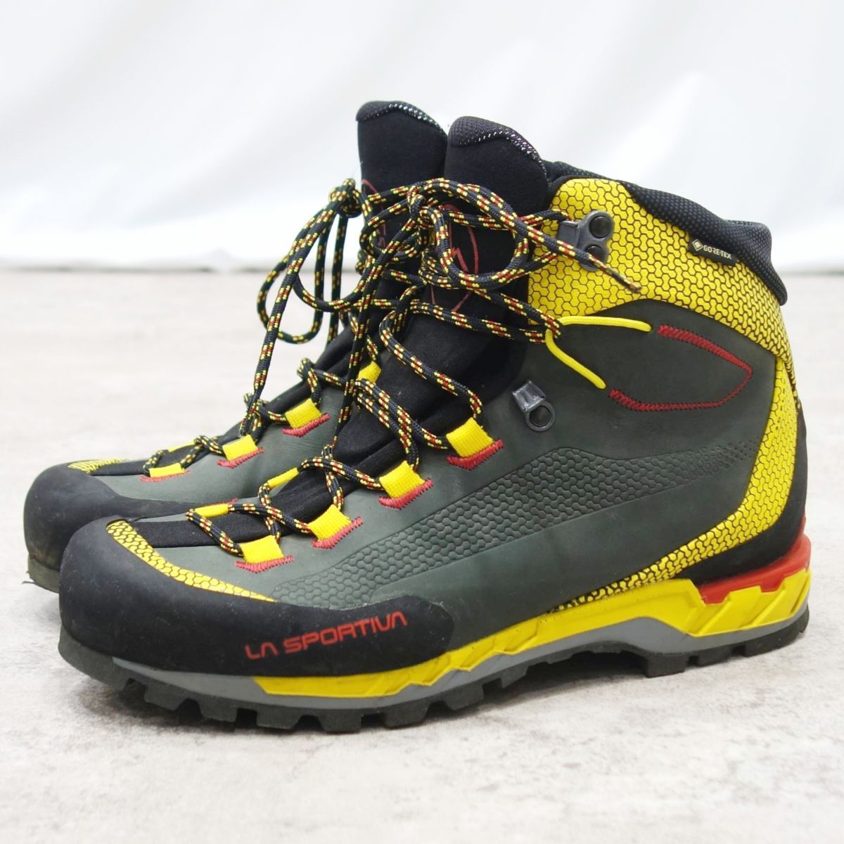 美品 スポルティバ La Sportiva トランゴ テック レザー GORE-