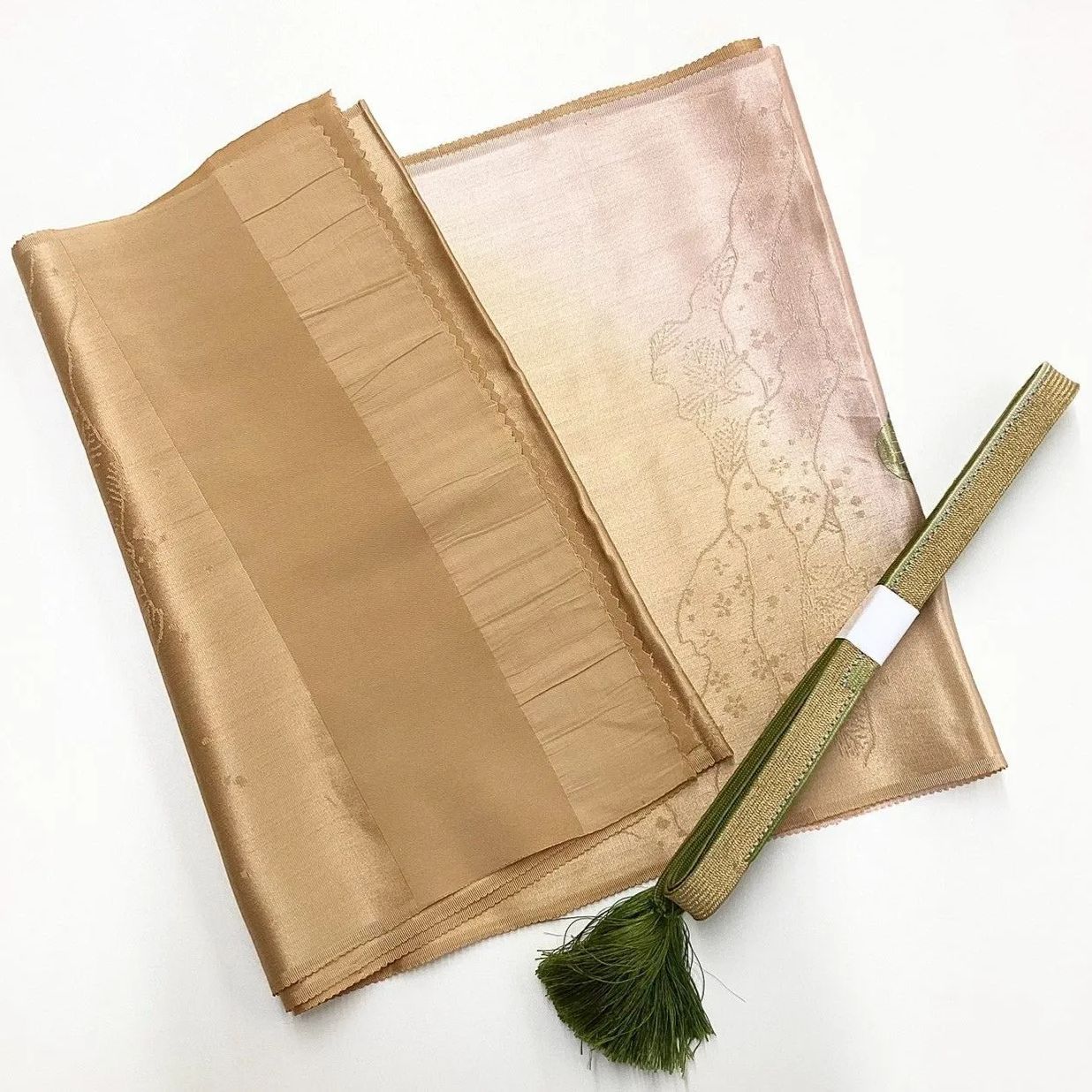 ［7870］帯締め 帯揚げ セット 松文様 ぼかし 金彩 正絹 着物 帯絞め