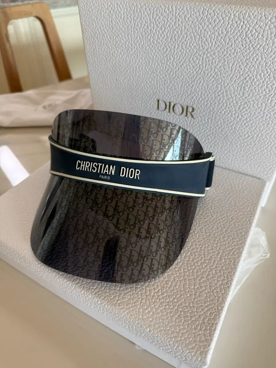 Dior ディオール オブリーク V1U サンバイザー 新品 サンバイザー キャップ