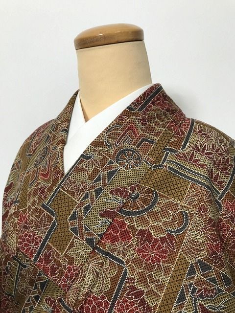 【中古】Sサイズ 紬 混紡 山吹茶地に色紙模様