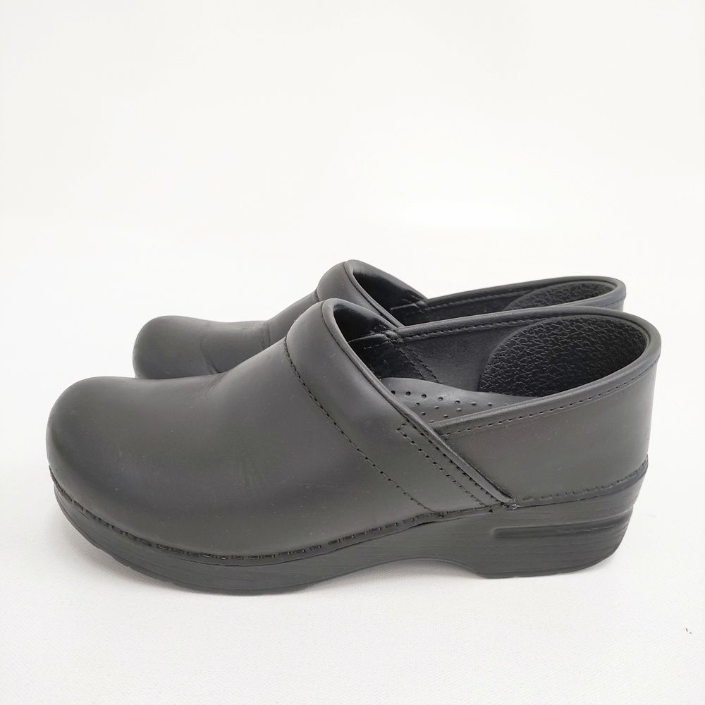 dansko Professional・Black Oiled プロフェッショナル ブラックオイルド シューズ 定価28600円 39 シューズ・靴 ブラック レディース ダンスコ【中古】6-0423G◎