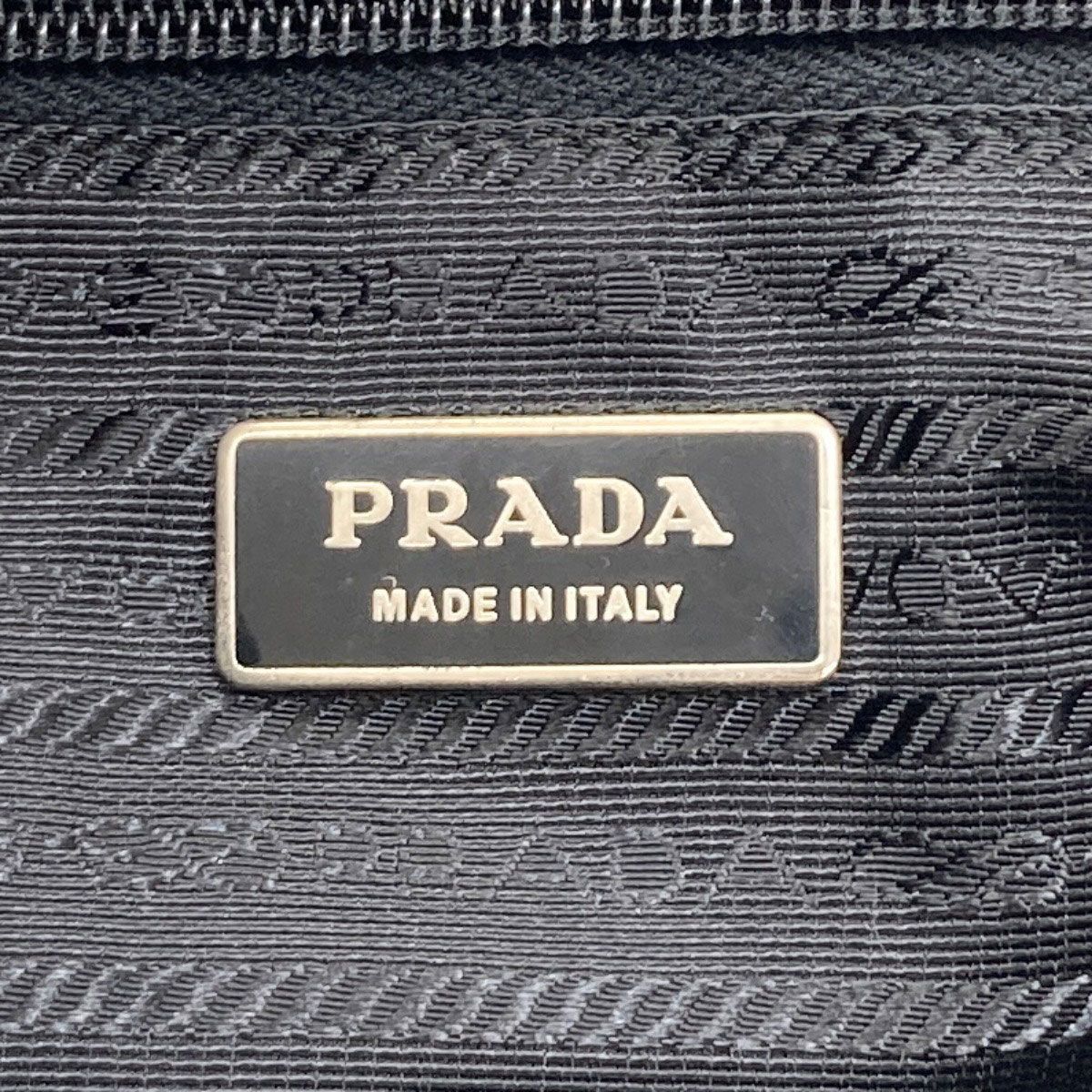 PRADA プラダ ロゴ金具 ショルダーバッグ ナイロン レディース [中古]