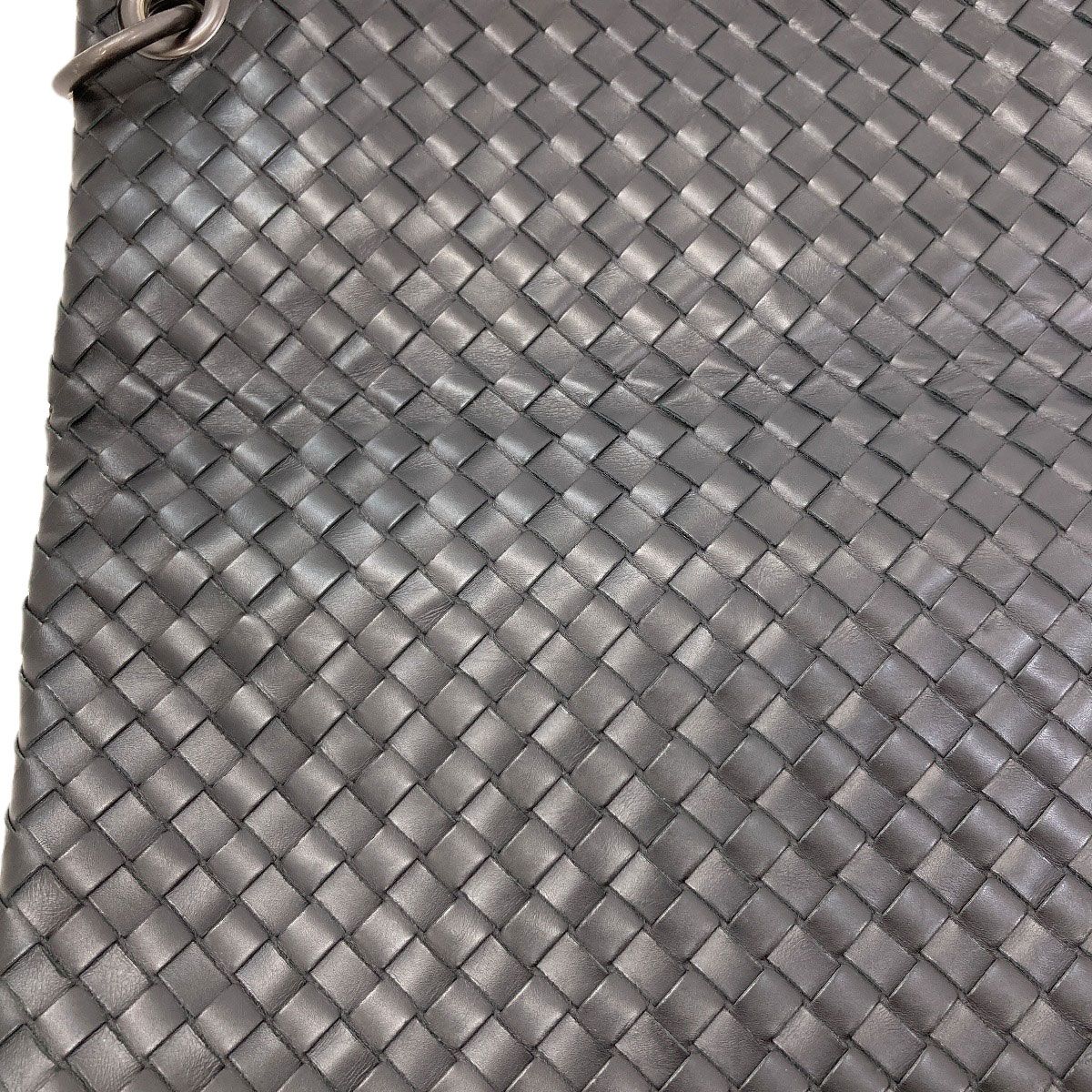 BOTTEGA VENETA ボッテガヴェネタ イントレチャート ショルダーバッグ カーフ レディース [中古]