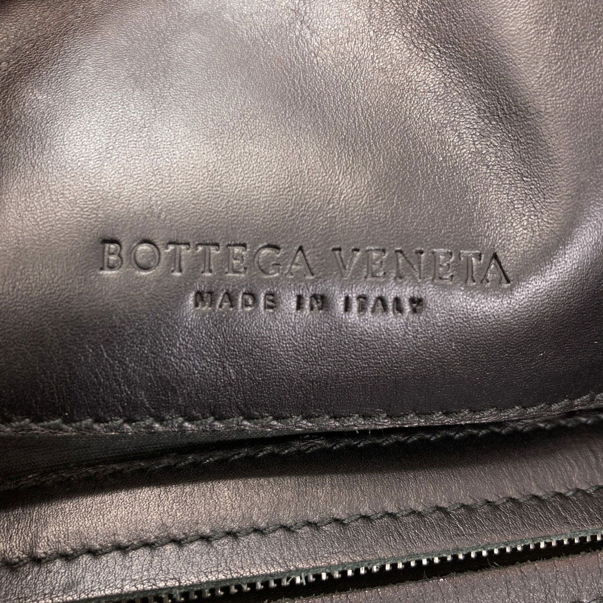 BOTTEGA VENETA ボッテガヴェネタ イントレチャート ショルダーバッグ カーフ レディース [中古]