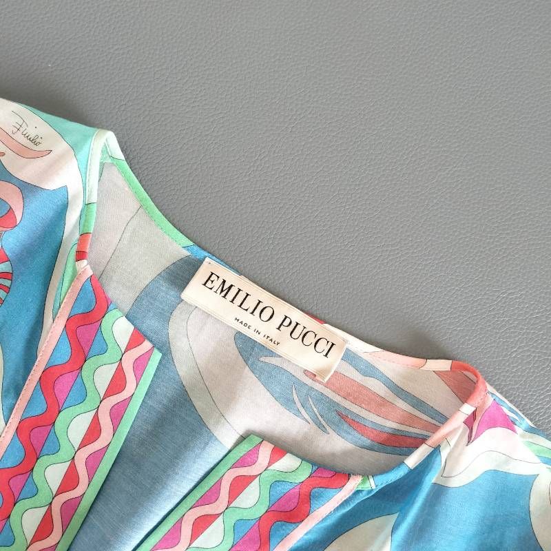 EMILIO PUCCI エミリオプッチ スキッパーワンピース シルク混 プッチ柄 ゆったり グラデーション タグ付き サイズ USA4 (S〜M相当) EMILIO PUCCI エミリオプッチ スキッパーワンピース シルク混 プッチ柄 ゆったり グラデーション タグ付き サイズ USA4 (S〜M相当)
