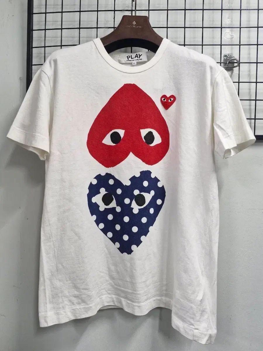 100-105XL コム・デ・ギャルソン アップサイド ダウン ハート 半袖 Tシャツ 白