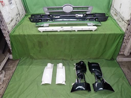 【中古】日野 純正 ワイパーパネル グリル コーナーパネルセット