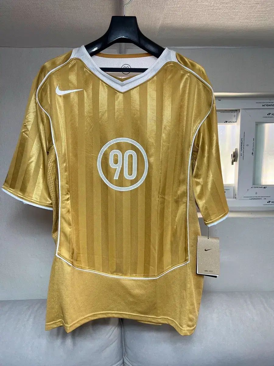 とてもかわいい NIKE ナイキ トータル90 GOLD ドライフィット トレーナー (L100/XL105)