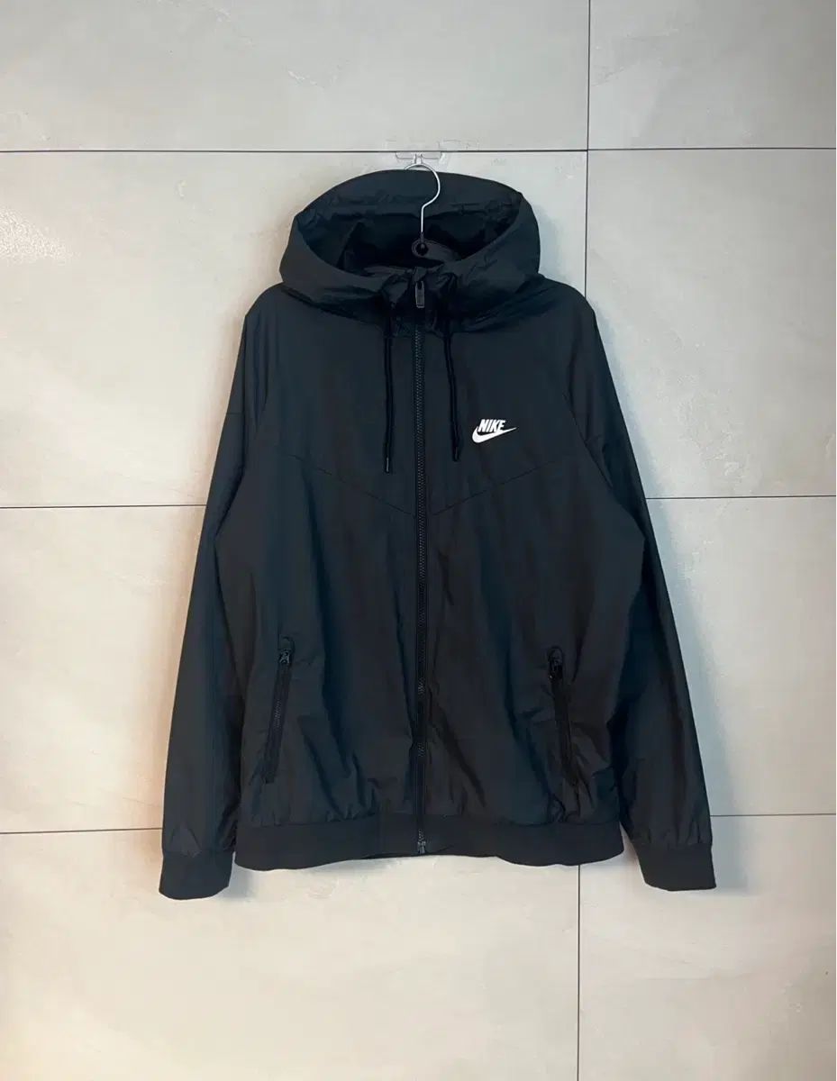 ナイキ ウィンドランナー ウィンドブレーカー ブラック 2XL
