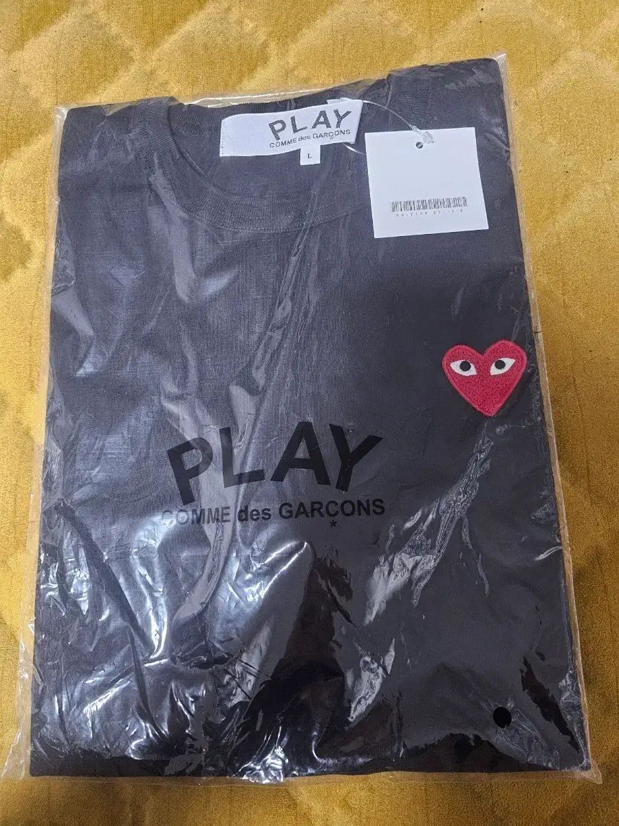 コム・デ・ギャルソン PLAY ブラック 半袖 Tシャツ L 新品 5,814円