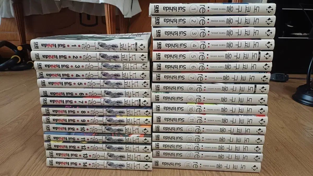 東京喰種 漫画 全巻(シーズン 1 2 出品