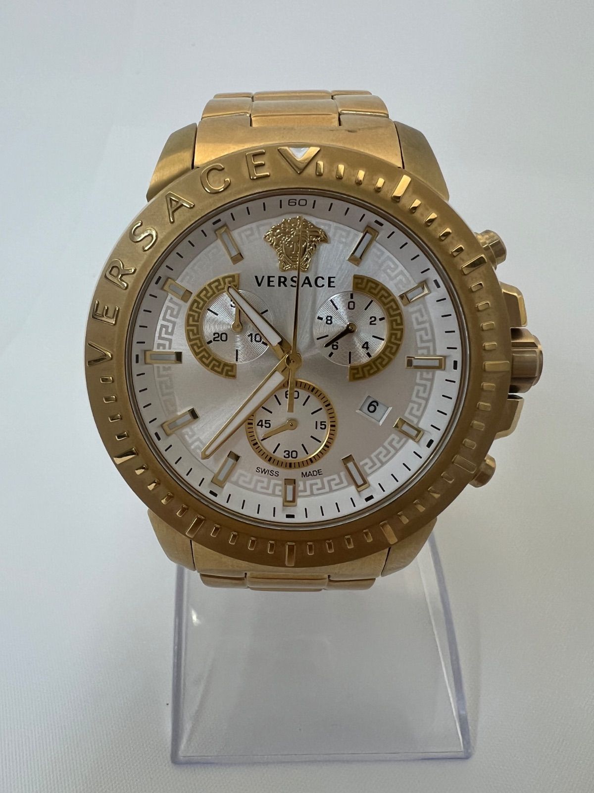 VERSACE 豪華で美しいゴールドカラー クロノグラフ ホワイトダイアル