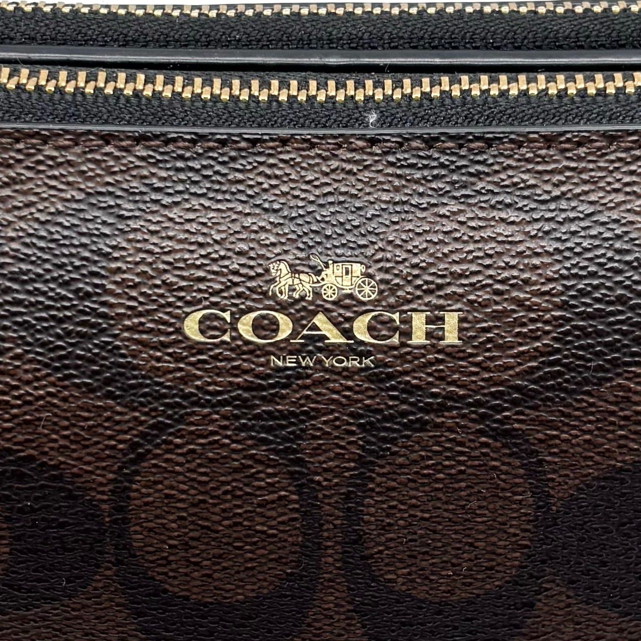 【良品】COACH brown signature pvc leather long wallet unisex コーチ　長財布