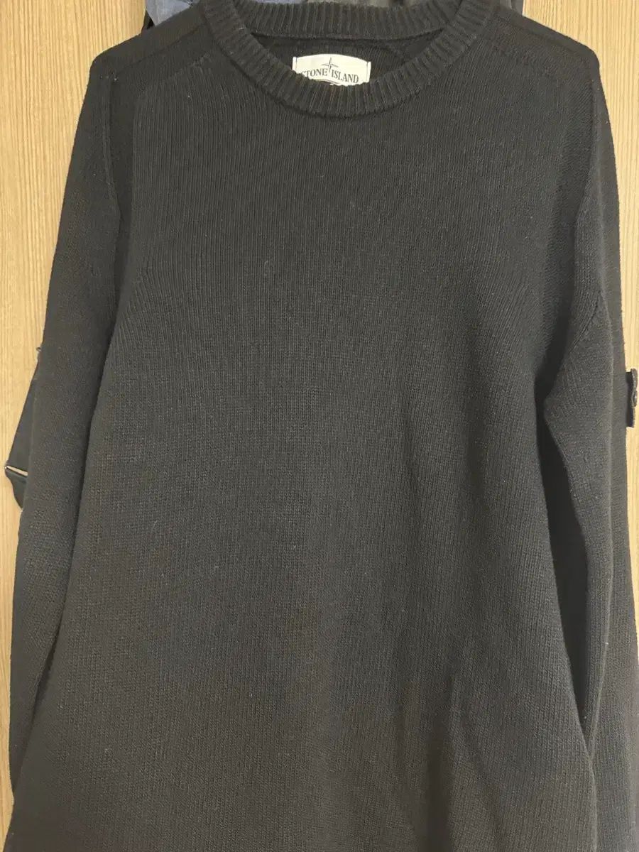 STONE ISLAND ストーンアイランド ニット 出品
