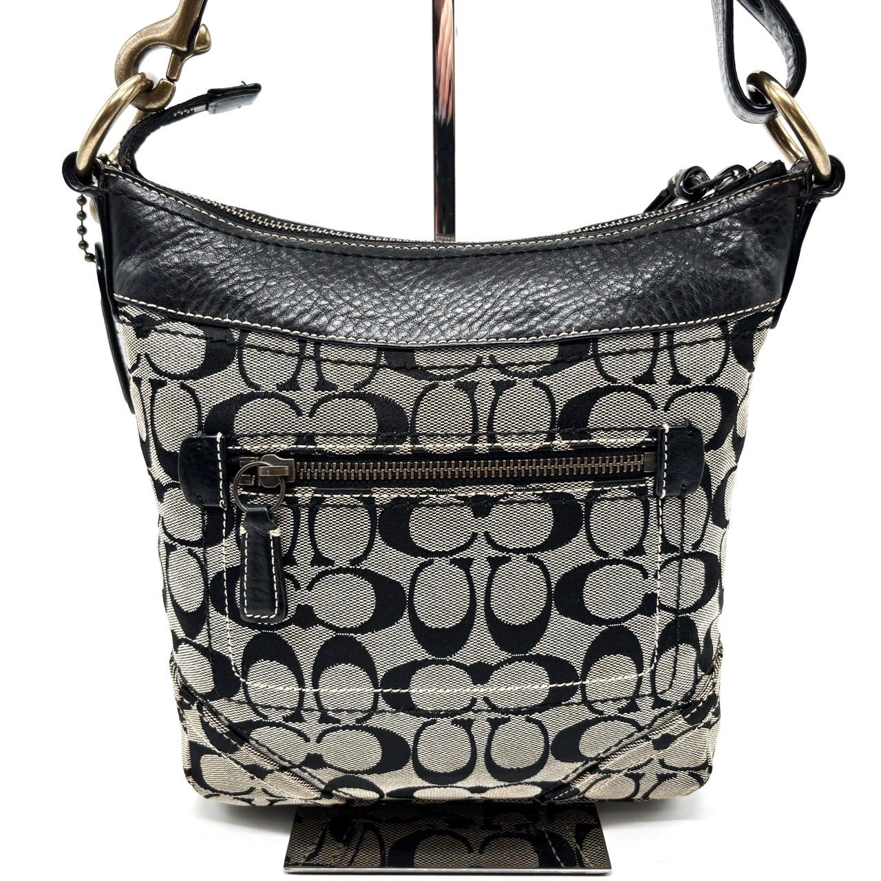 【良品】COACH gray signature canvas black leather shoulder bag unisex コーチ ショルダーバッグ