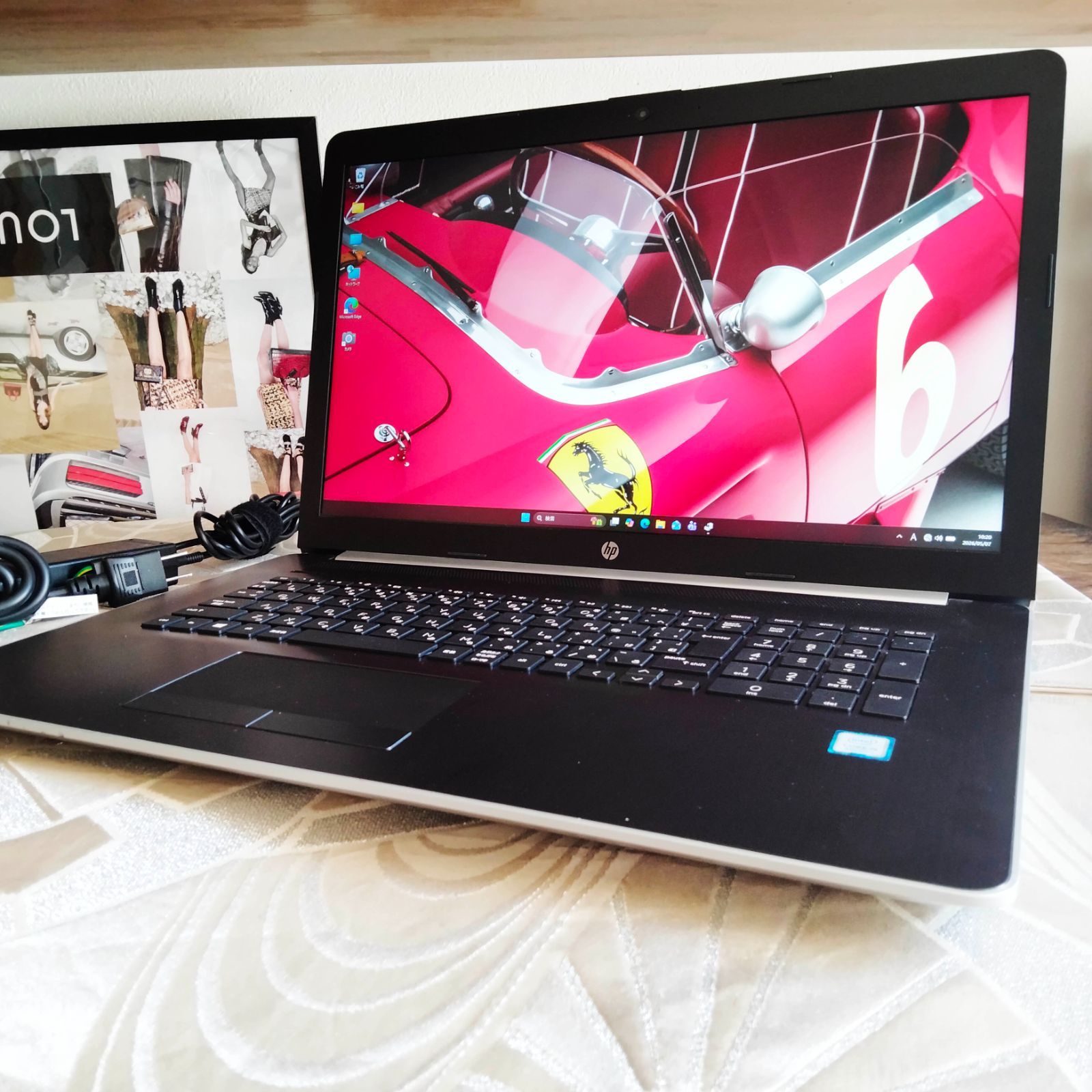 AKA01 HP 17インチ 8世代 5 8250U 1920x1080 256G/SSD NVMe + 500G/HDD 8G FHD 17-by005TU