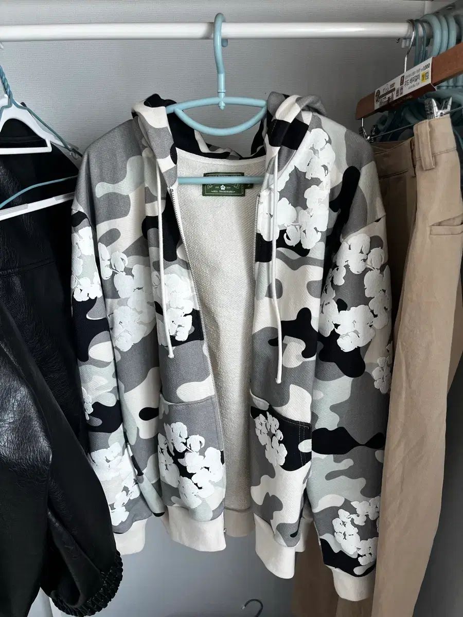 DENIM TEARS フードジップアップ グレー M