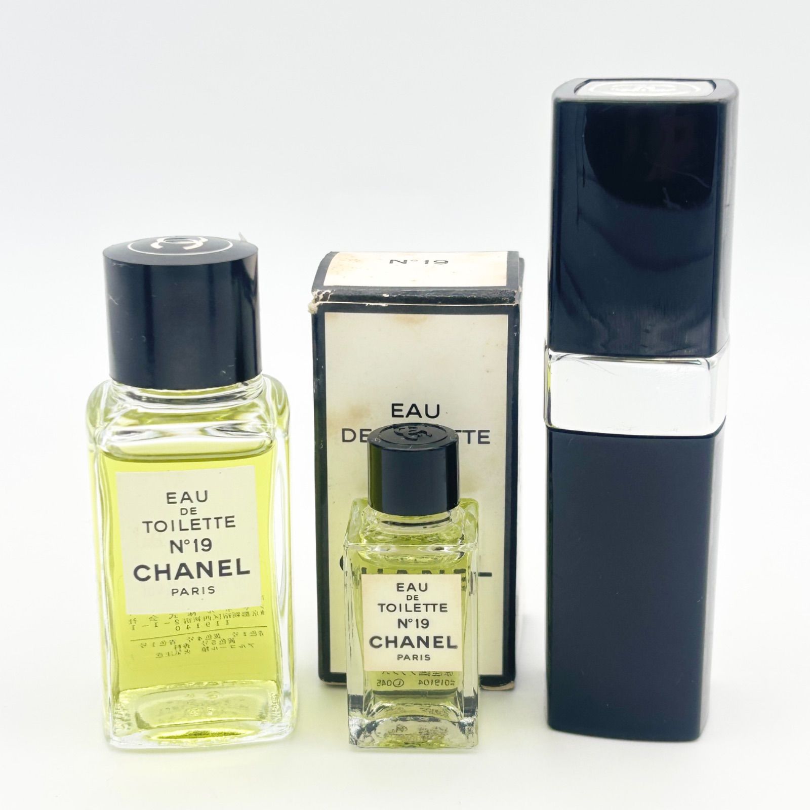 CHANEL / N°19 香水3点セット - メルカリ