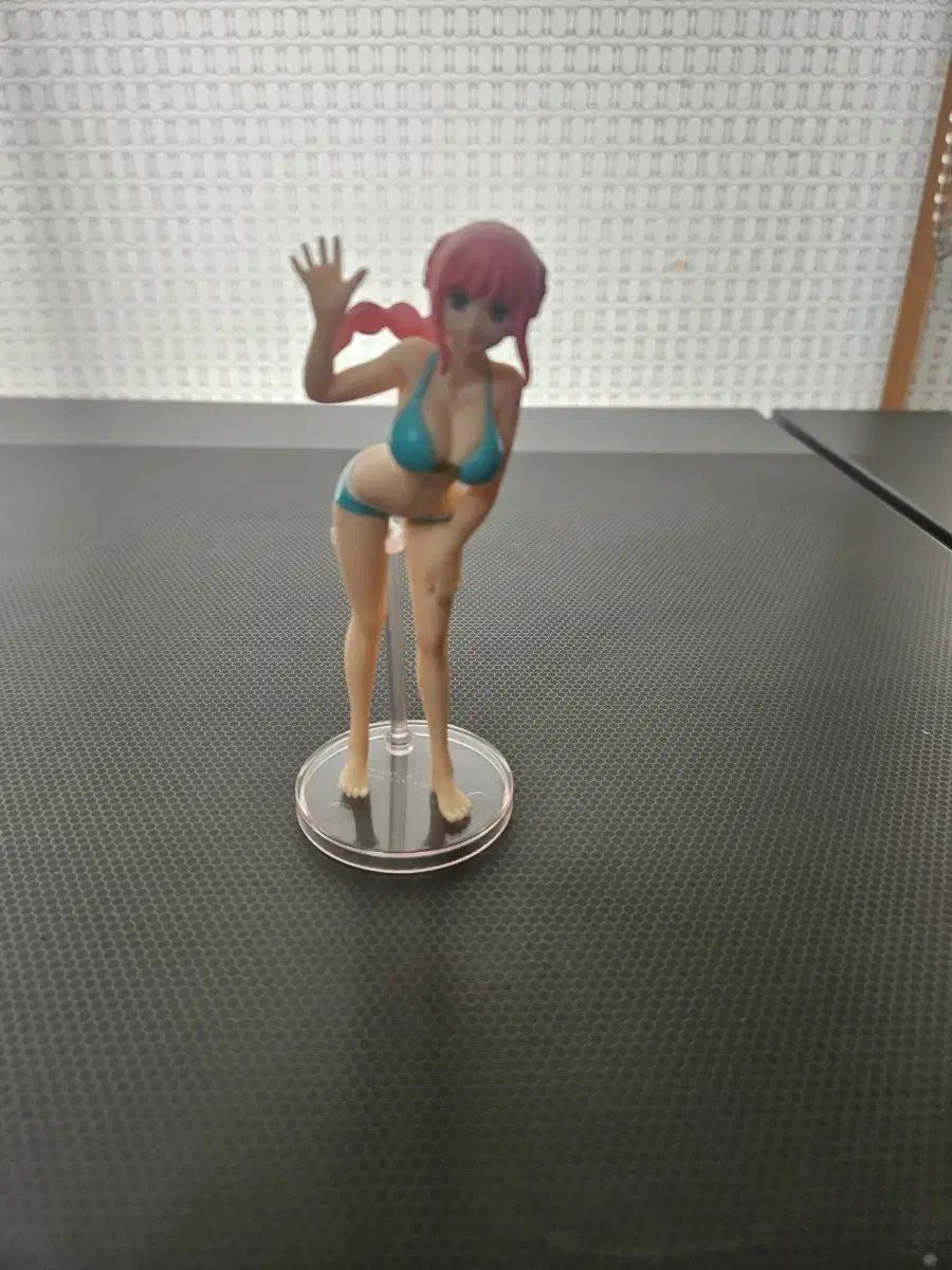ONE PIECE 水着 レベッカ フィギュア 出品