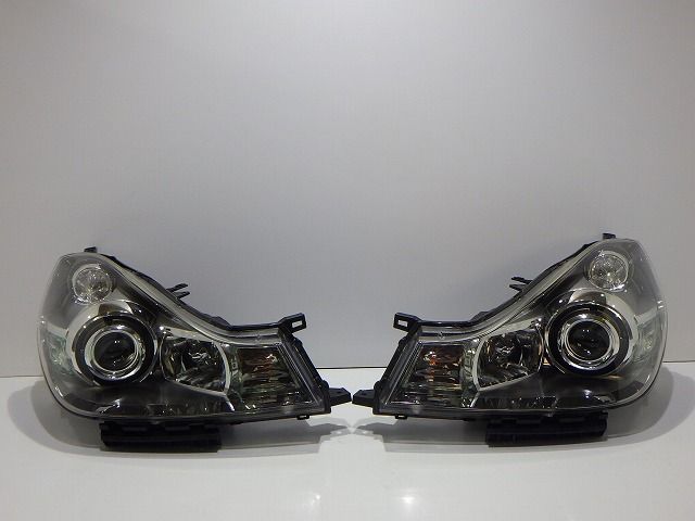 ウイングロード ヘッドライト左右 HID キセノン Y12 1778 F 26060/26010-CV010 コーティング 綺麗 260430034