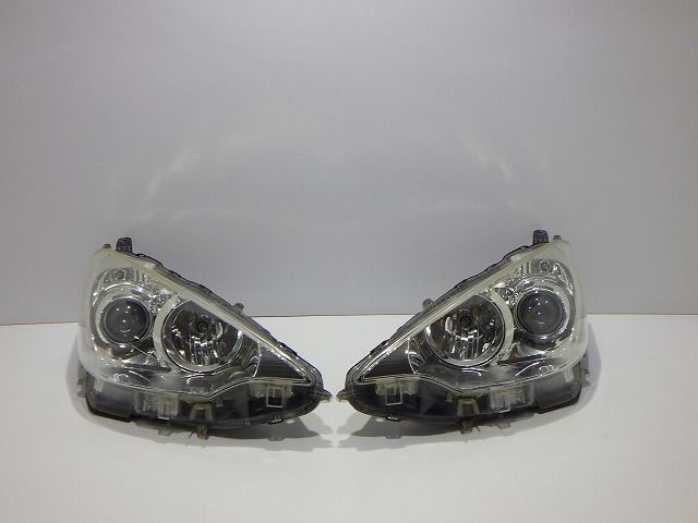 アクア ヘッドライト左右 ハロゲン NHP10 前期 52-244 K 81150/81110-52E60 コーティング 260501064