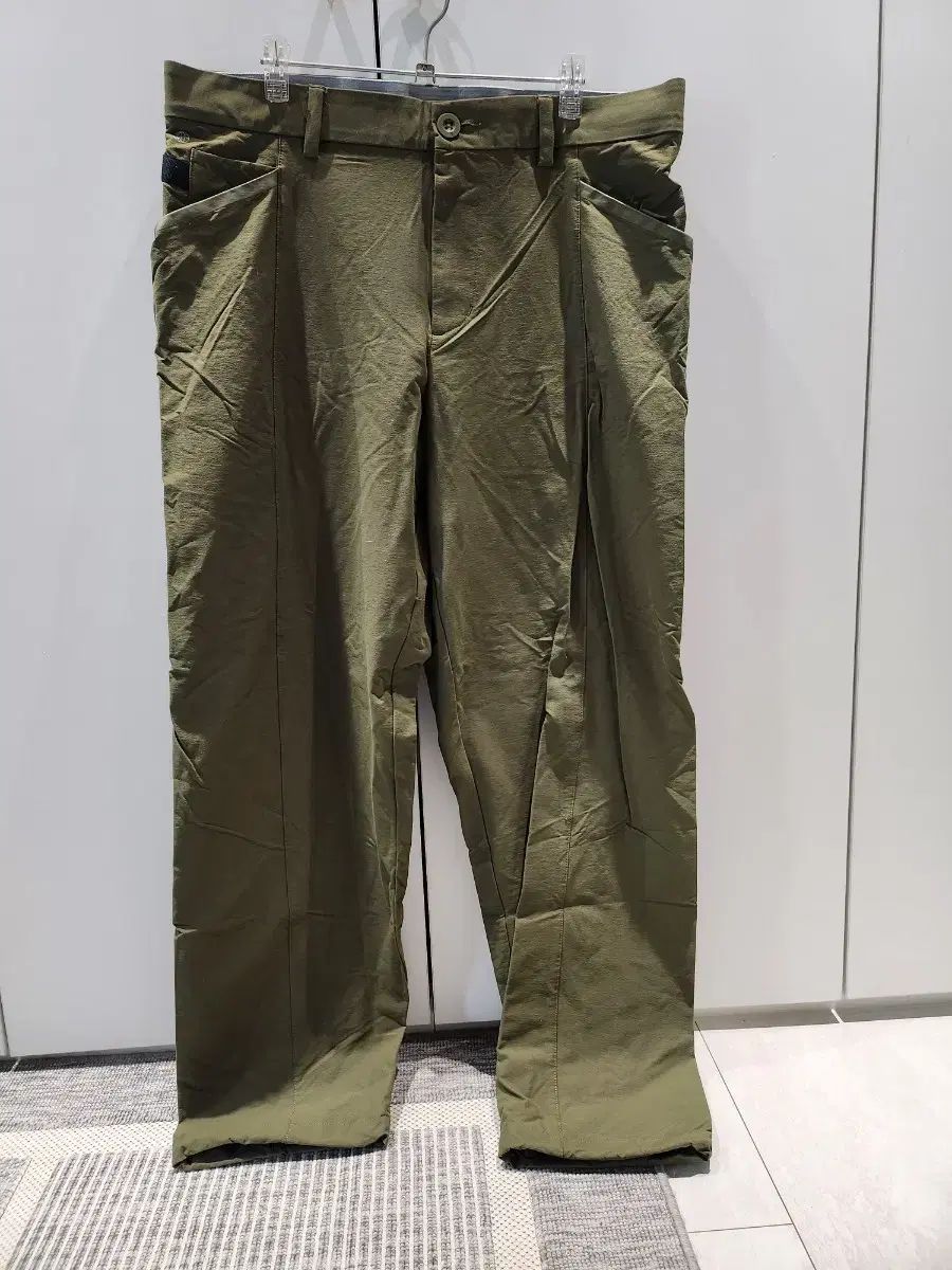 アディダス テレックス ラベンダー色 トレーニングパンツ XL アディダス カーキ色 カーゴパンツ