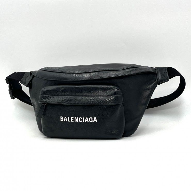✨極美品✨ BALENCIAGA バレンシアガ エブリデイ ボディバッグ BALENCIAGA バレンシアガ エブリデイ ボディバッグ 黒 ブラック