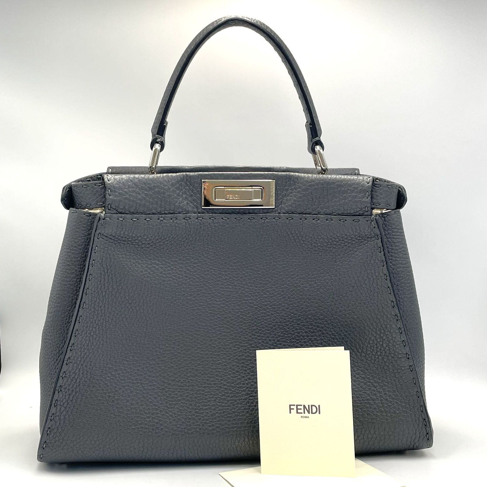 【上品なグレーレザーが魅力】FENDI フェンディ セレリア ピーカブー レギュラー サイズ ハンドバッグ グレー レザー シルバー金具 イタリア製 ブランドバッグ レディースバッグ 通勤 お出掛け ショルダーストラップ欠品 当店基準真贋確認済