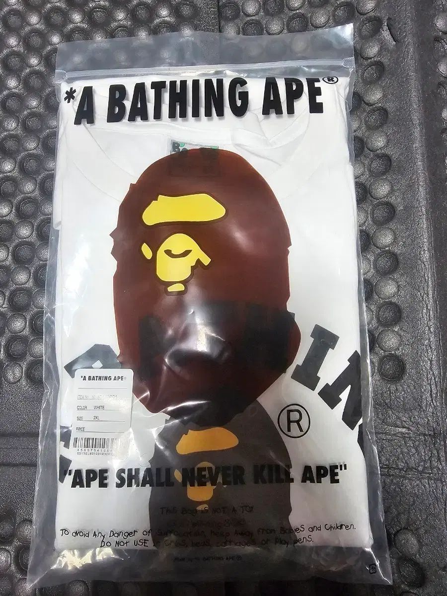 BAPE アベイシングエイプ 白 Tシャツ 2XL