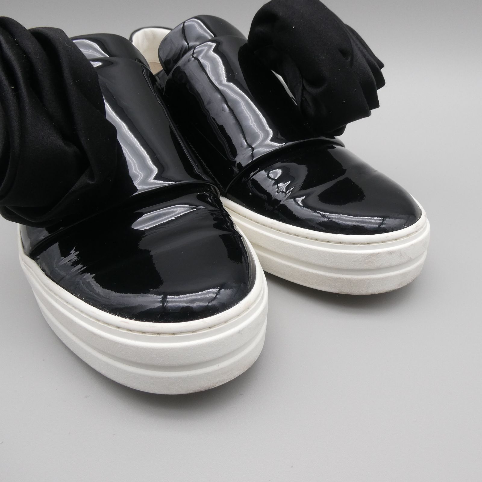 美品 Roger Vivier ロジェヴィヴィエ SNEAKY VIV ROSE スニーキー 