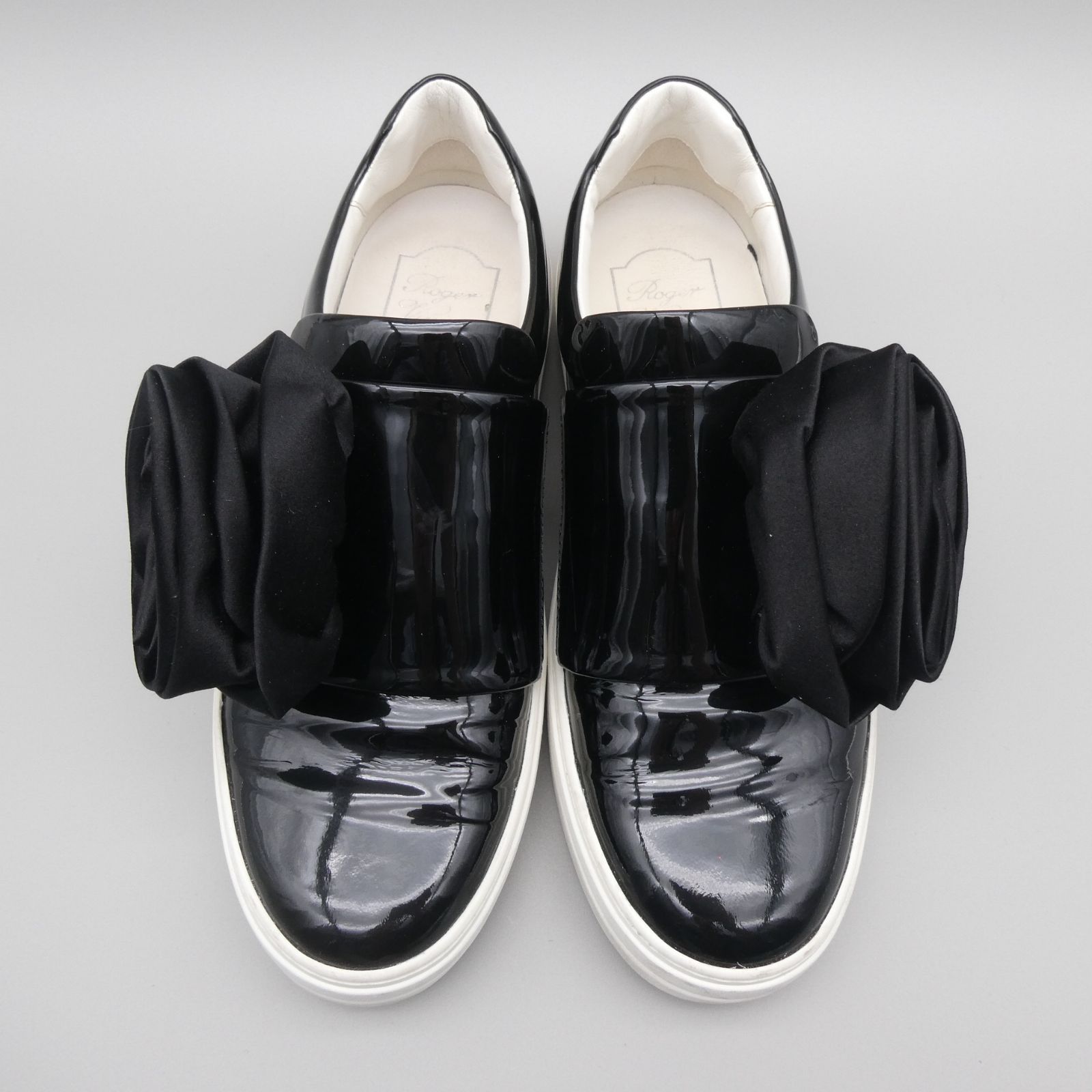 美品 Roger Vivier ロジェヴィヴィエ SNEAKY VIV ROSE スニーキー 