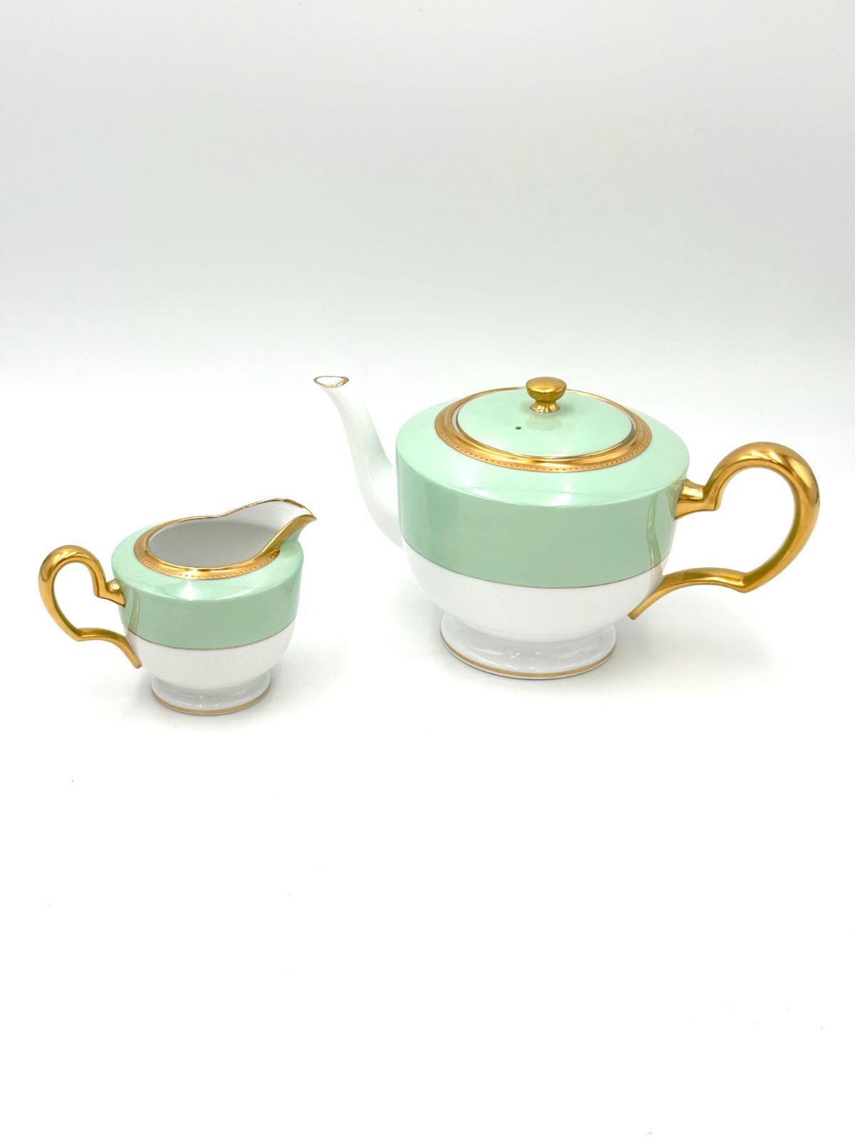 シンプルなデザインで 【美品】未使用保管品 大倉陶園 OKURA メイ