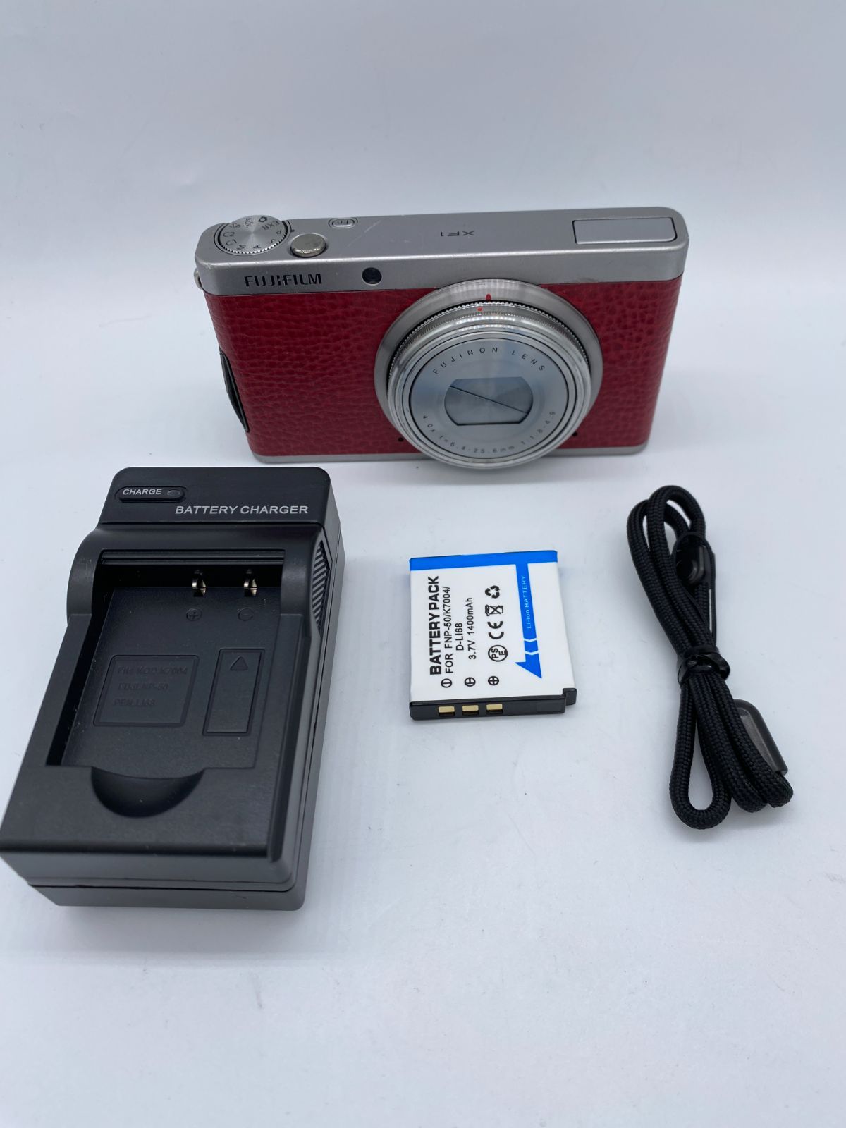 【動作確認済】FUJIFILM XF1 コンパクトデジタルカメラ カメラ 【動作確認済】FUJIFILM XF1 レッド コンパクトデジタルカメラ