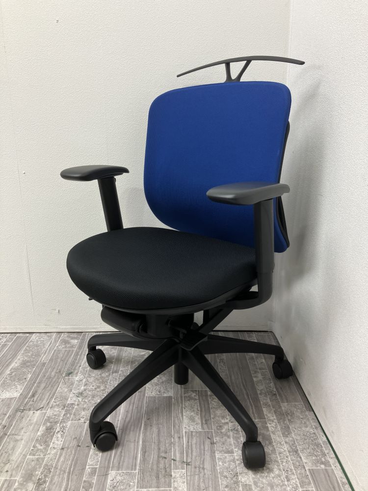 【中古品】イナバ 可動肘付イエラチェア ブルー