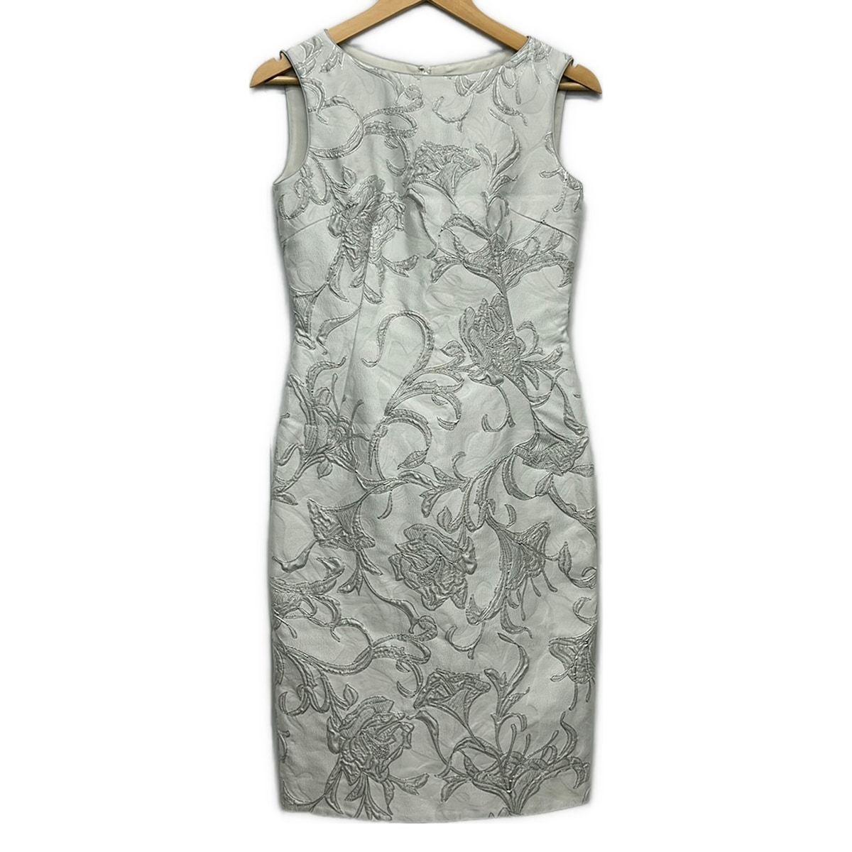 DAMAcollection(ダーマコレクション) ワンピース サイズ7AR S レディース美品 - 白×ライトグレー クルーネック/ノースリーブ/ロング/花柄