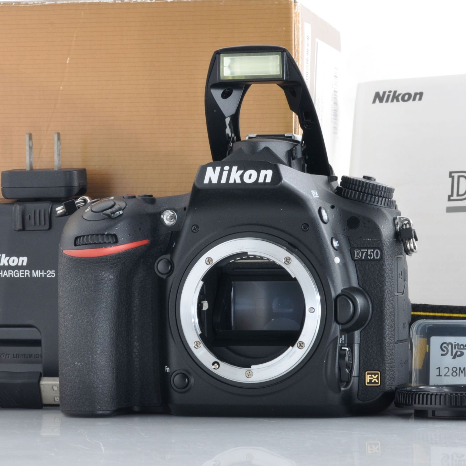 【ニコン】Nikon D750 FX デジタル一眼レフカメラ ボディ #T527