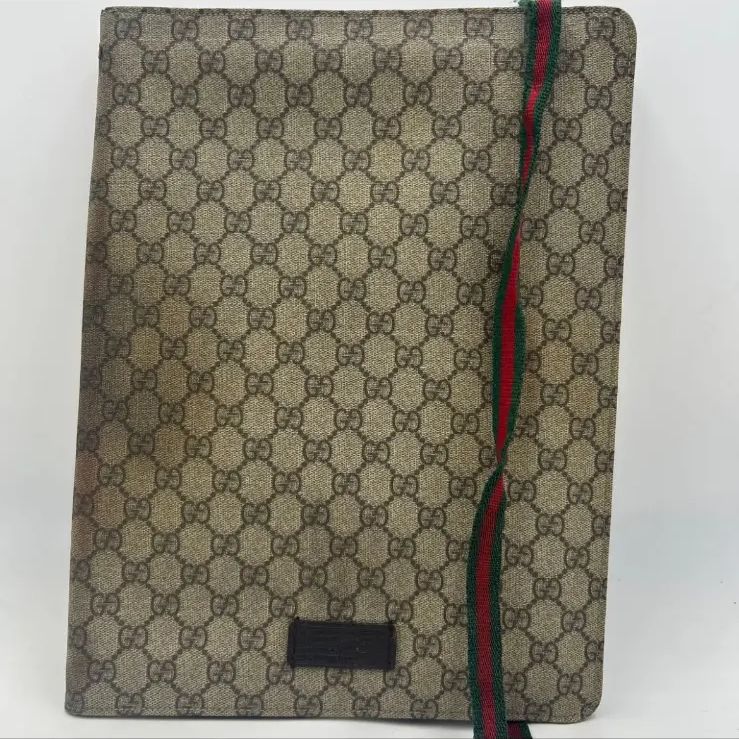 GUCCI オールドグッチ GGスプリーム シェリーライン クラッチバッグ GUCCI グッチ GGスプリーム シェリーライン クラッチバッグ オールド