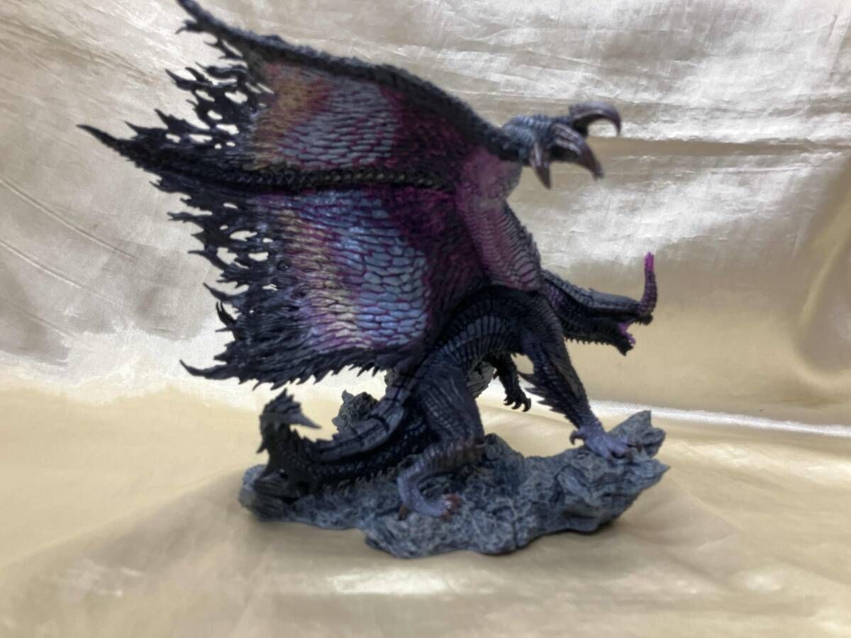 再販)カプコン 黒蝕竜 ゴア・マガラ CFB クリエイタｰズモデル 