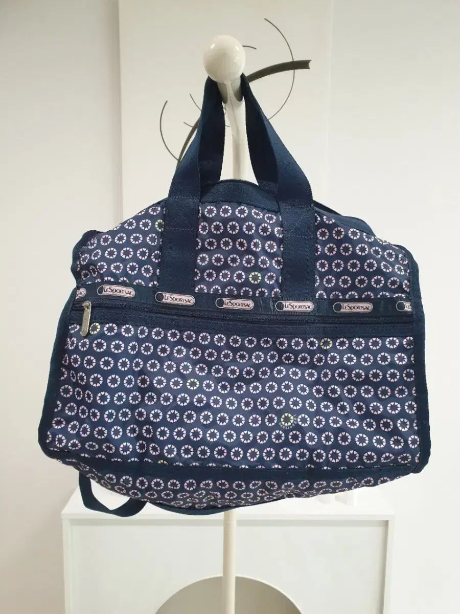 LeSportsac レスポートサック ネイビー フラワー パータン 旅行カバン