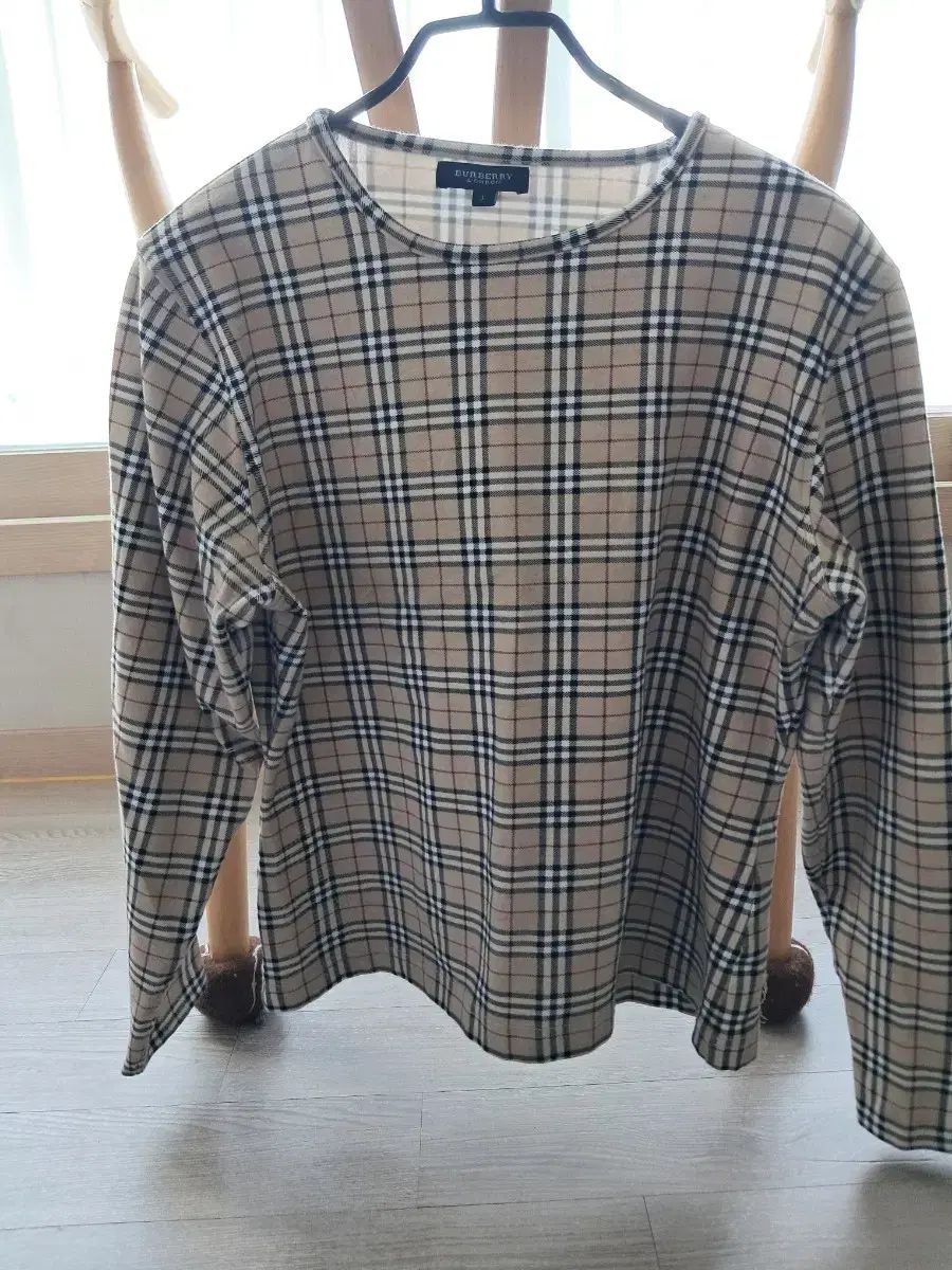 バーバリー レディースTシャツ