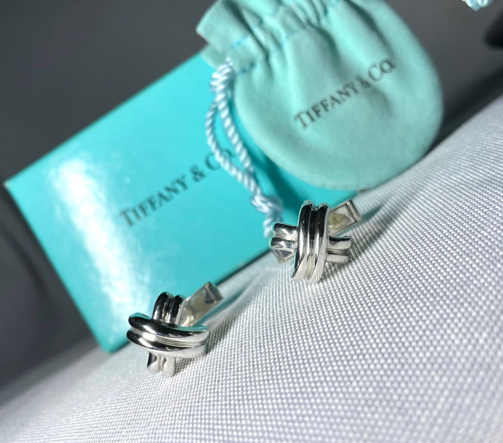 超美品　ティファニー　シグネチャー　クロスX　シルバー　カフス 美品 廃盤 Tiffany ティファニー シグネチャークロス スターリング