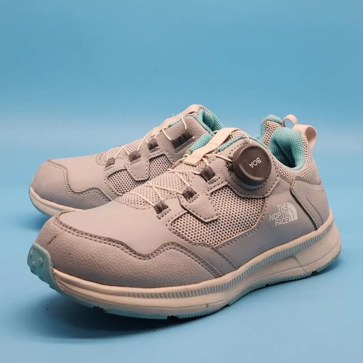 THE NORTH FACE ザノースフェイス キッズ スポーツ スニーカー 23センチ