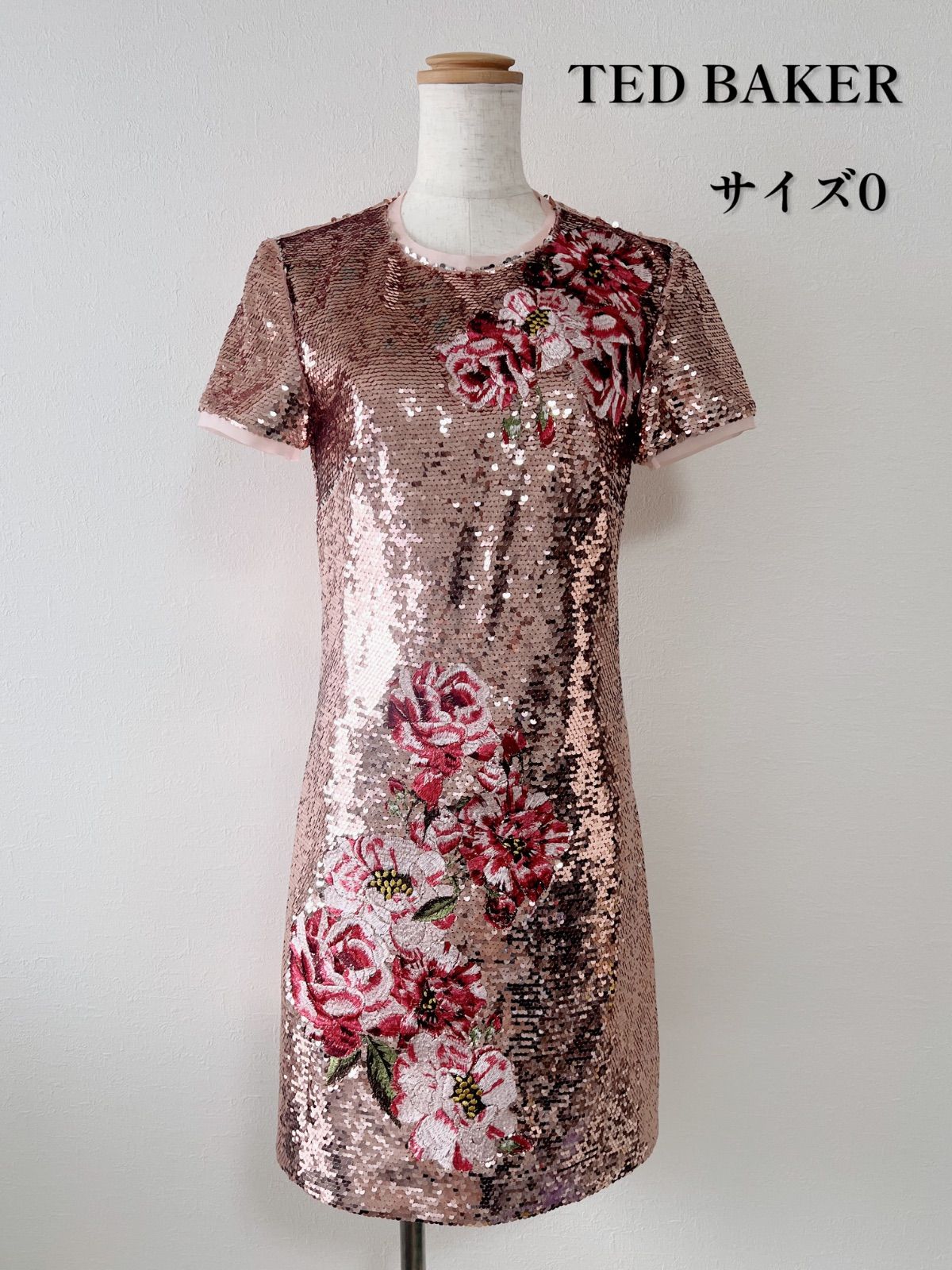 30周年商品　TED BAKER テッドベイカー　ワンピース　スパンコール　刺繍　花　ピンク