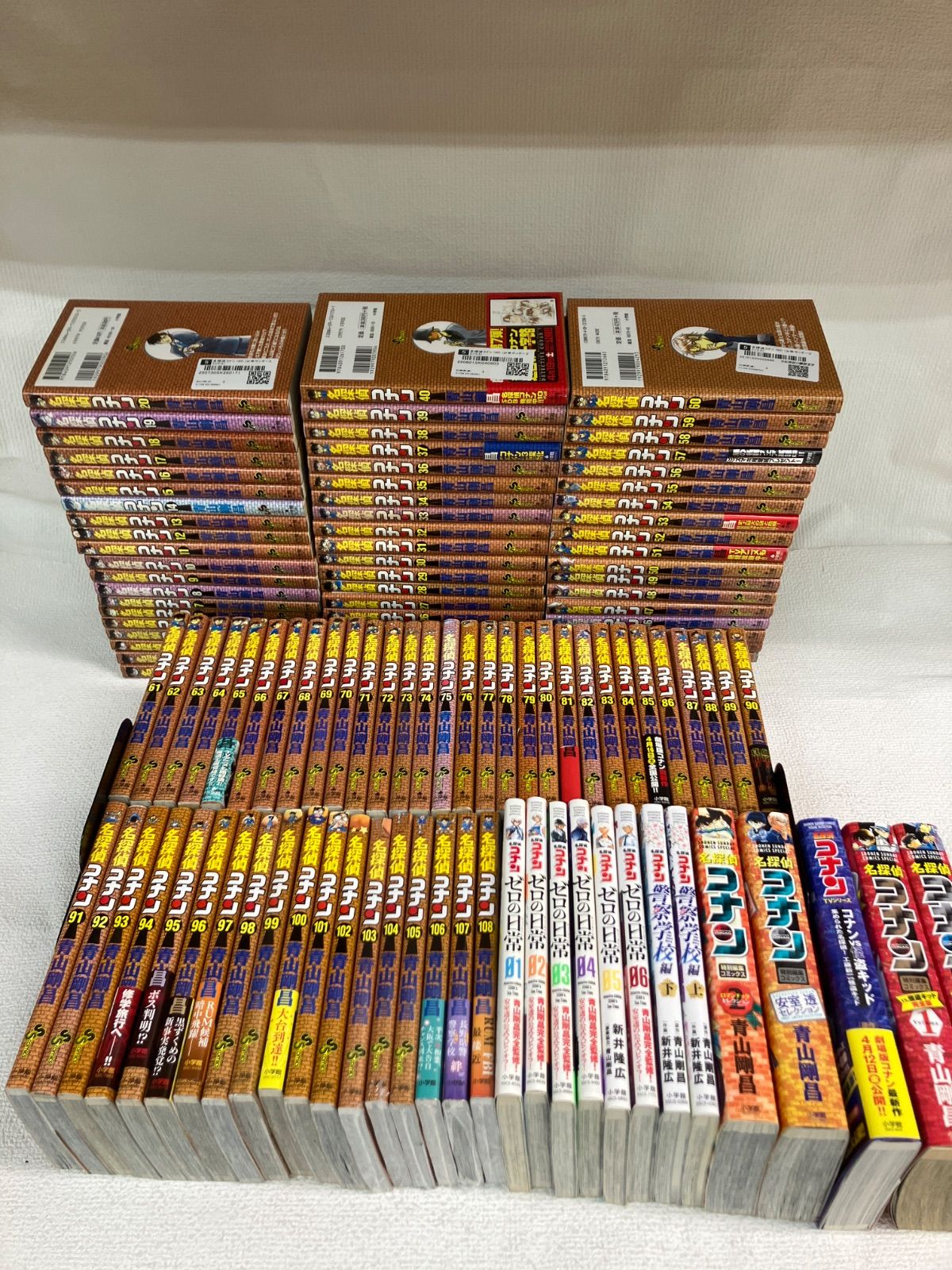 ☆【未開封あり】名探偵コナン 1～108巻 コミック全巻・関連本13冊